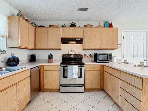 14 Cedarview Court Palm Coast FL 32137
