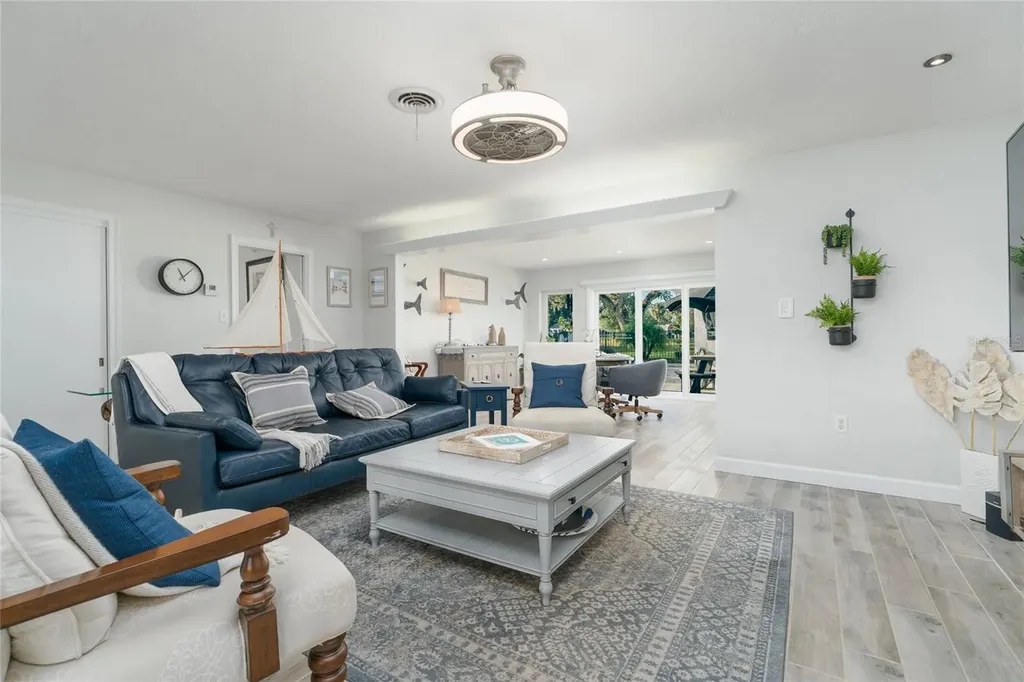 1212 Magnolia Street New Smyrna Beach FL 32168