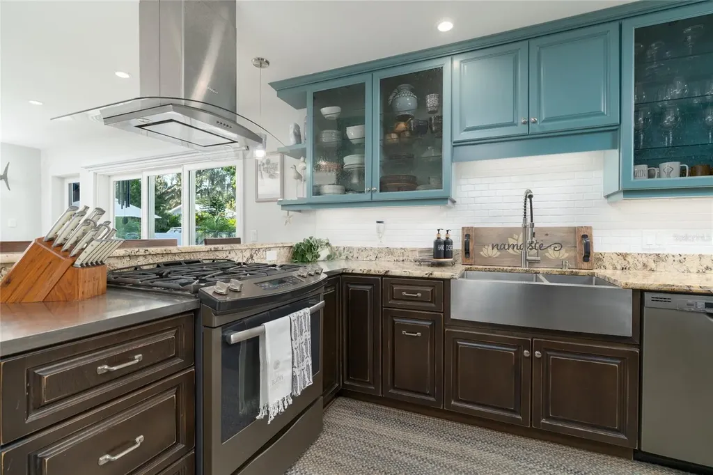 1212 Magnolia Street New Smyrna Beach FL 32168
