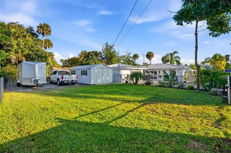 1212 Magnolia Street New Smyrna Beach FL 32168