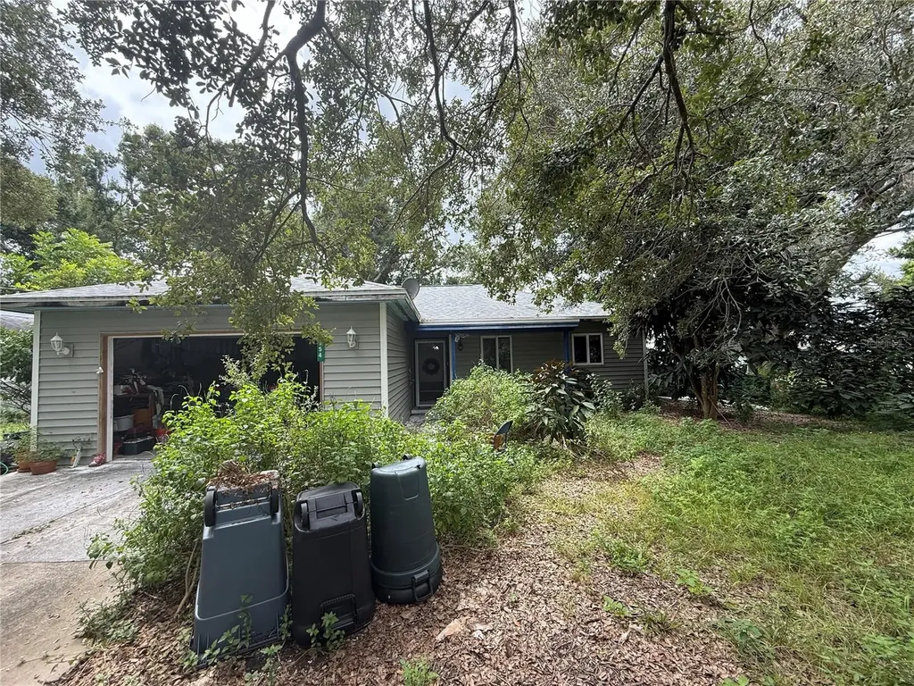 754 Locklear Avenue Sarasota FL 34237