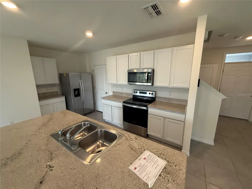 5643 Hollingworth Trail Wesley Chapel FL 33545