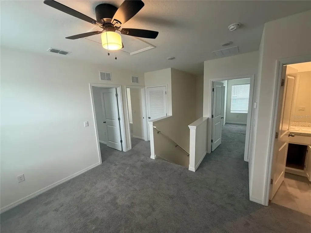 5643 Hollingworth Trail Wesley Chapel FL 33545