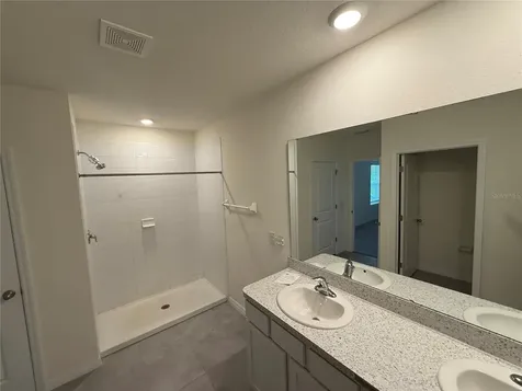 5643 Hollingworth Trail Wesley Chapel FL 33545
