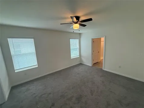 5643 Hollingworth Trail Wesley Chapel FL 33545