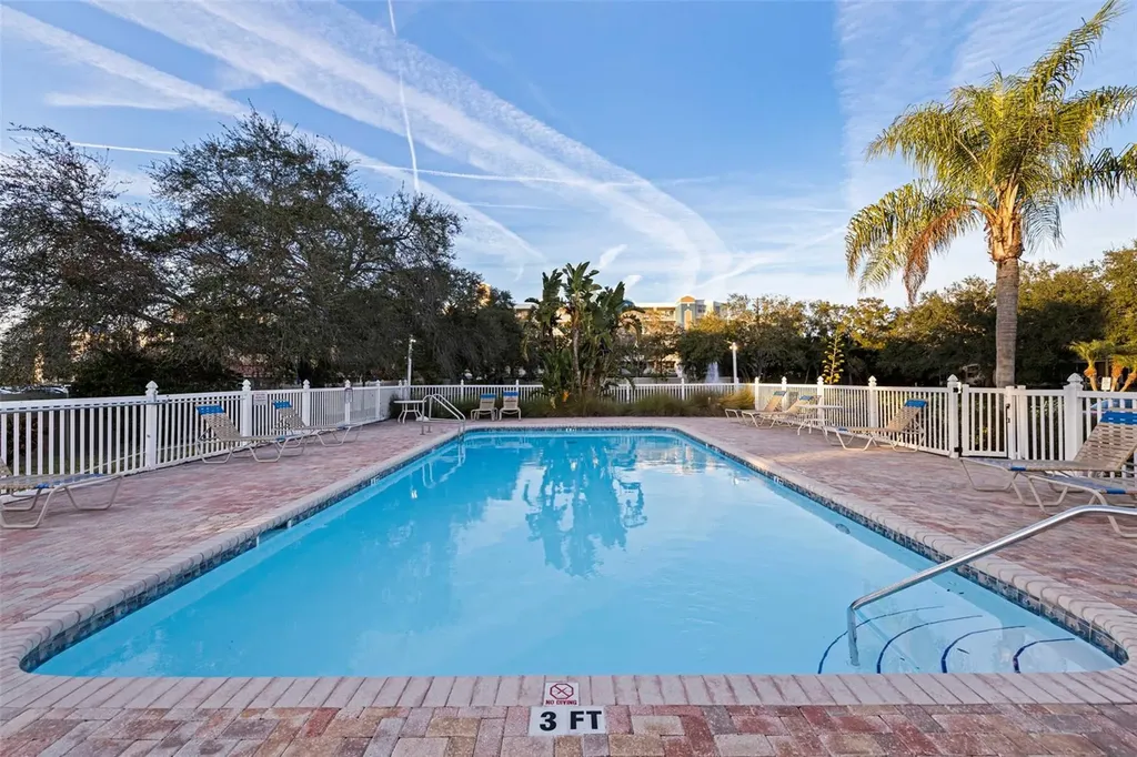 1050 Starkey Road Largo FL 33771
