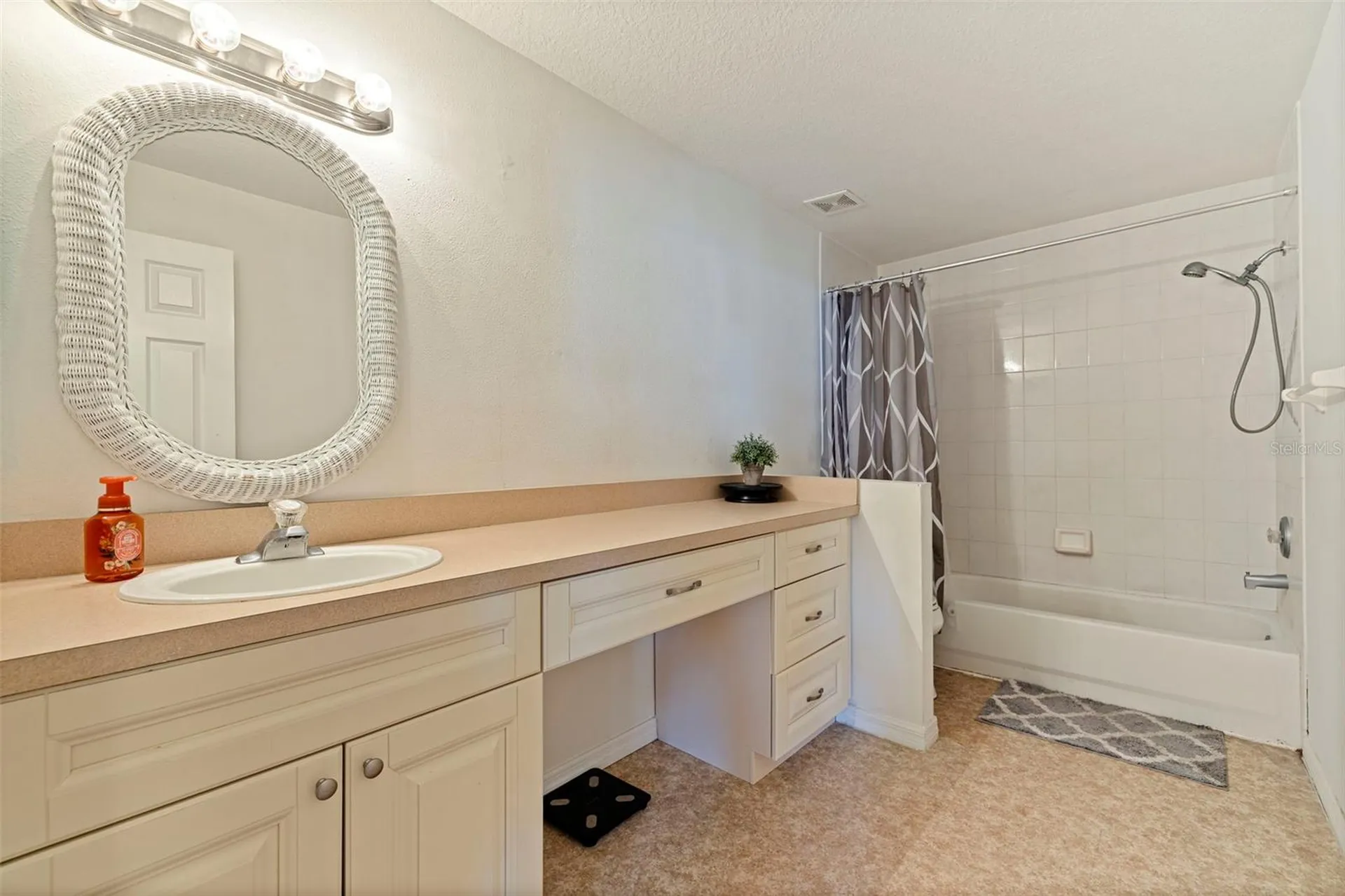 1050 Starkey Road Largo FL 33771