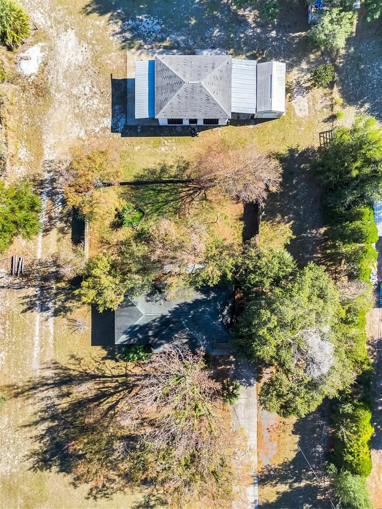 37032 Grays Airport Road Lady Lake FL 32159