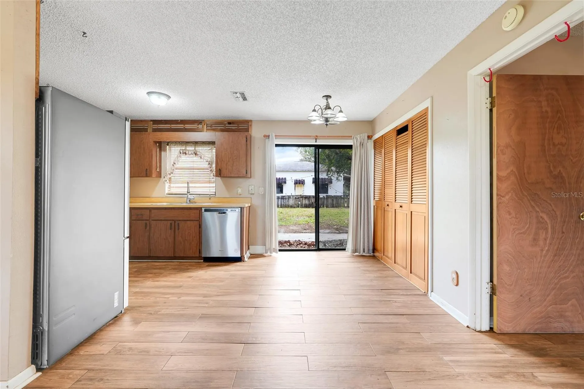 37032 Grays Airport Road Lady Lake FL 32159