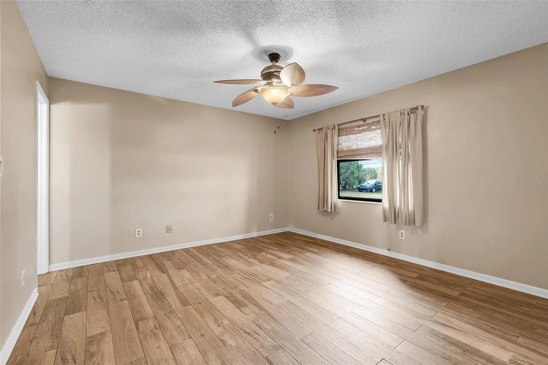 37032 Grays Airport Road Lady Lake FL 32159