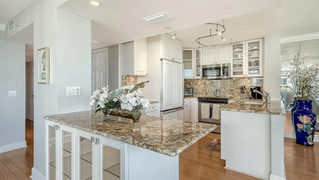 770 S Palm Avenue Sarasota FL 34236