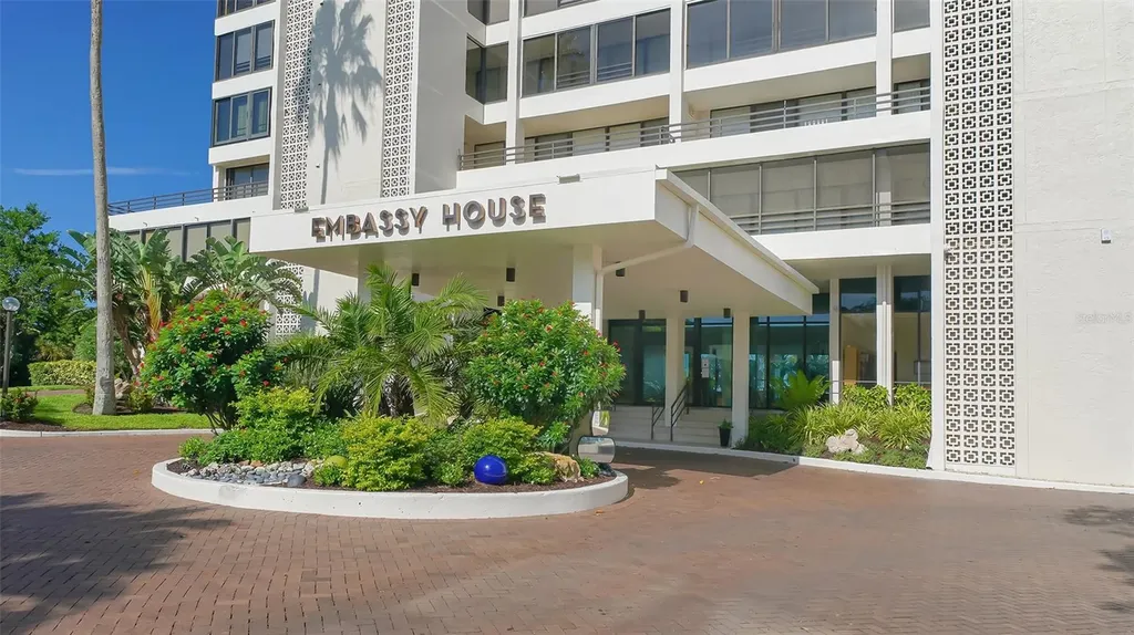 770 S Palm Avenue Sarasota FL 34236
