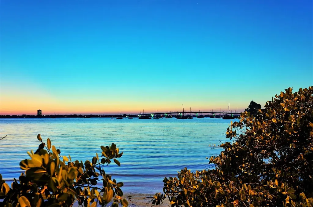 770 S Palm Avenue Sarasota FL 34236