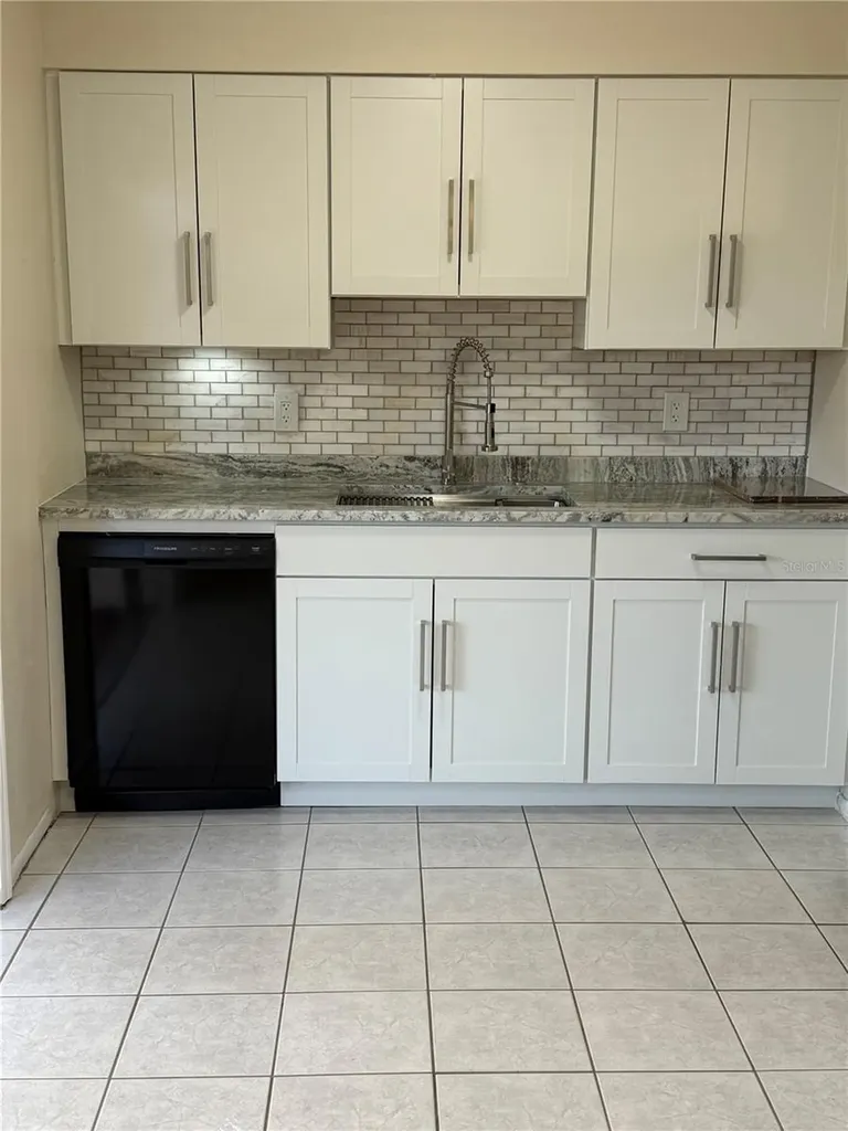 6910 Friendship Drive Sarasota FL 34241