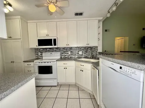 5013 SE 108th Place Belleview FL 34420