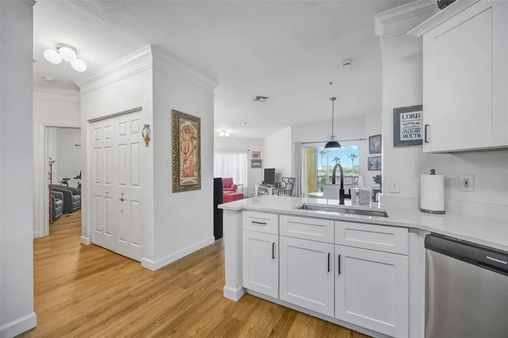4309 Bayside Village Drive Tampa FL 33615