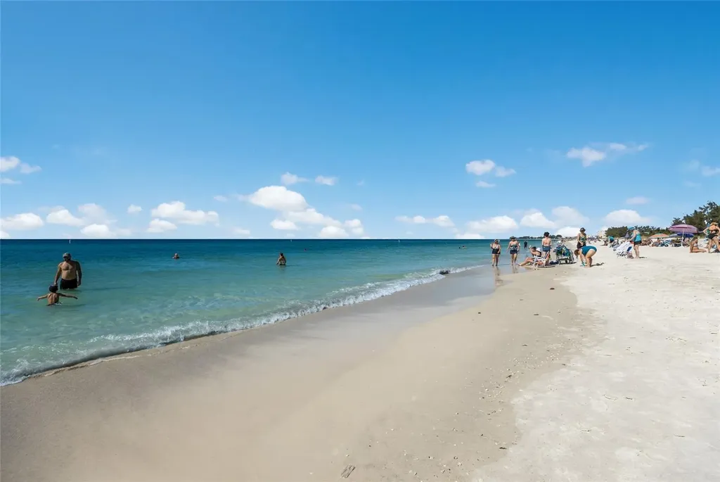 4307 Gulf Drive Holmes Beach FL 34217