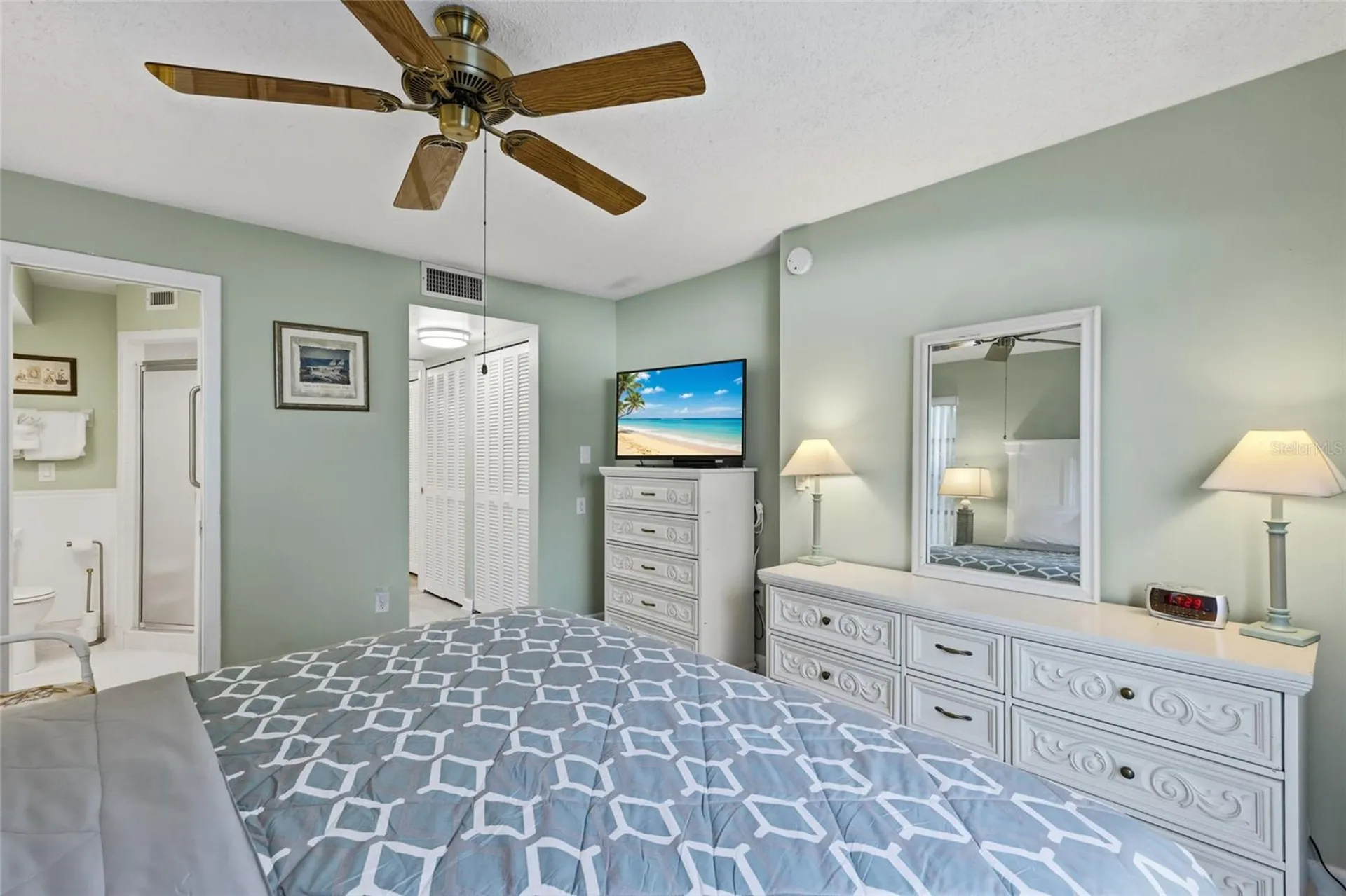 4307 Gulf Drive Holmes Beach FL 34217