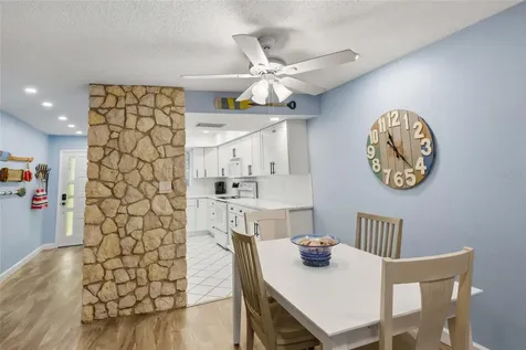 4307 Gulf Drive Holmes Beach FL 34217