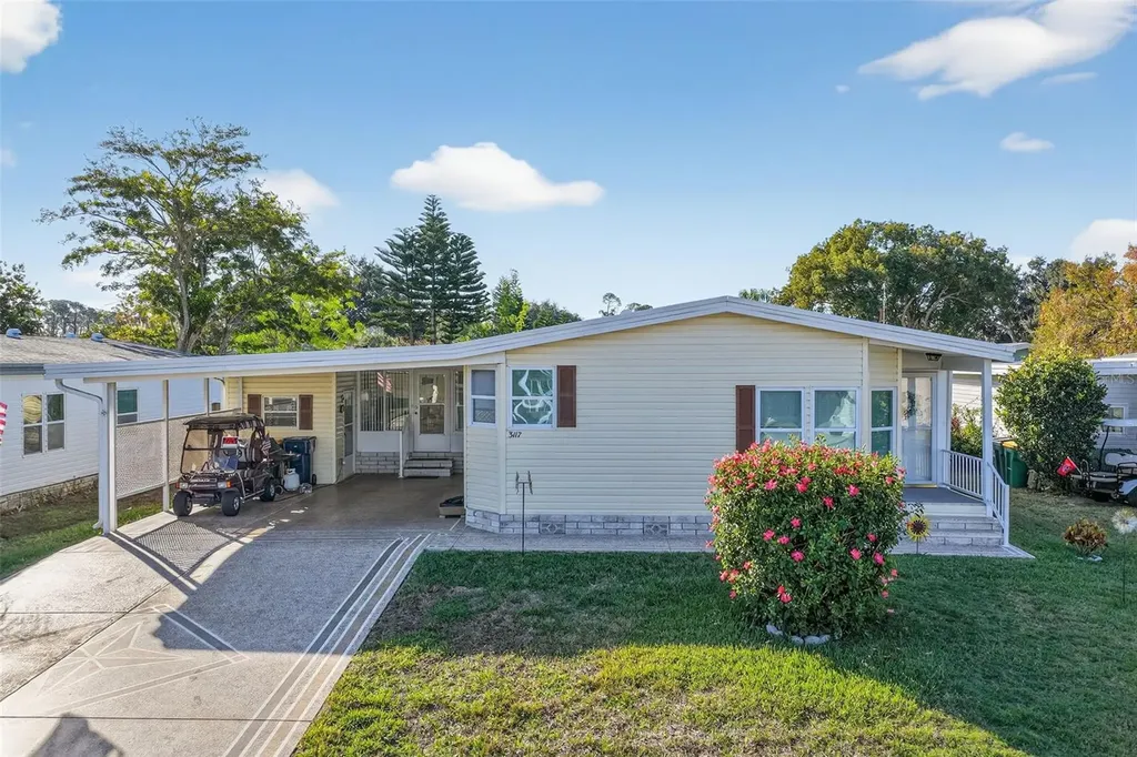 3117 Manatee Road Tavares FL 32778
