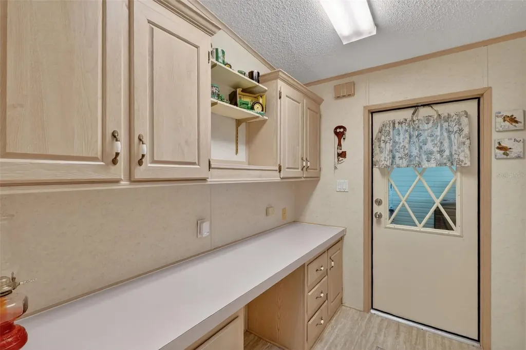 3117 Manatee Road Tavares FL 32778