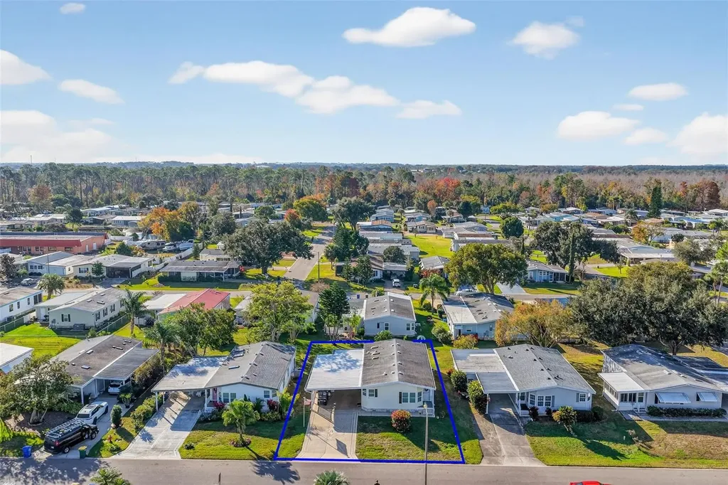 3117 Manatee Road Tavares FL 32778