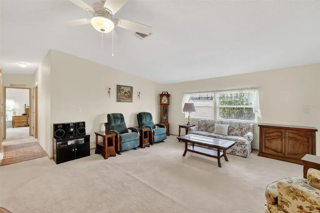 3117 Manatee Road Tavares FL 32778