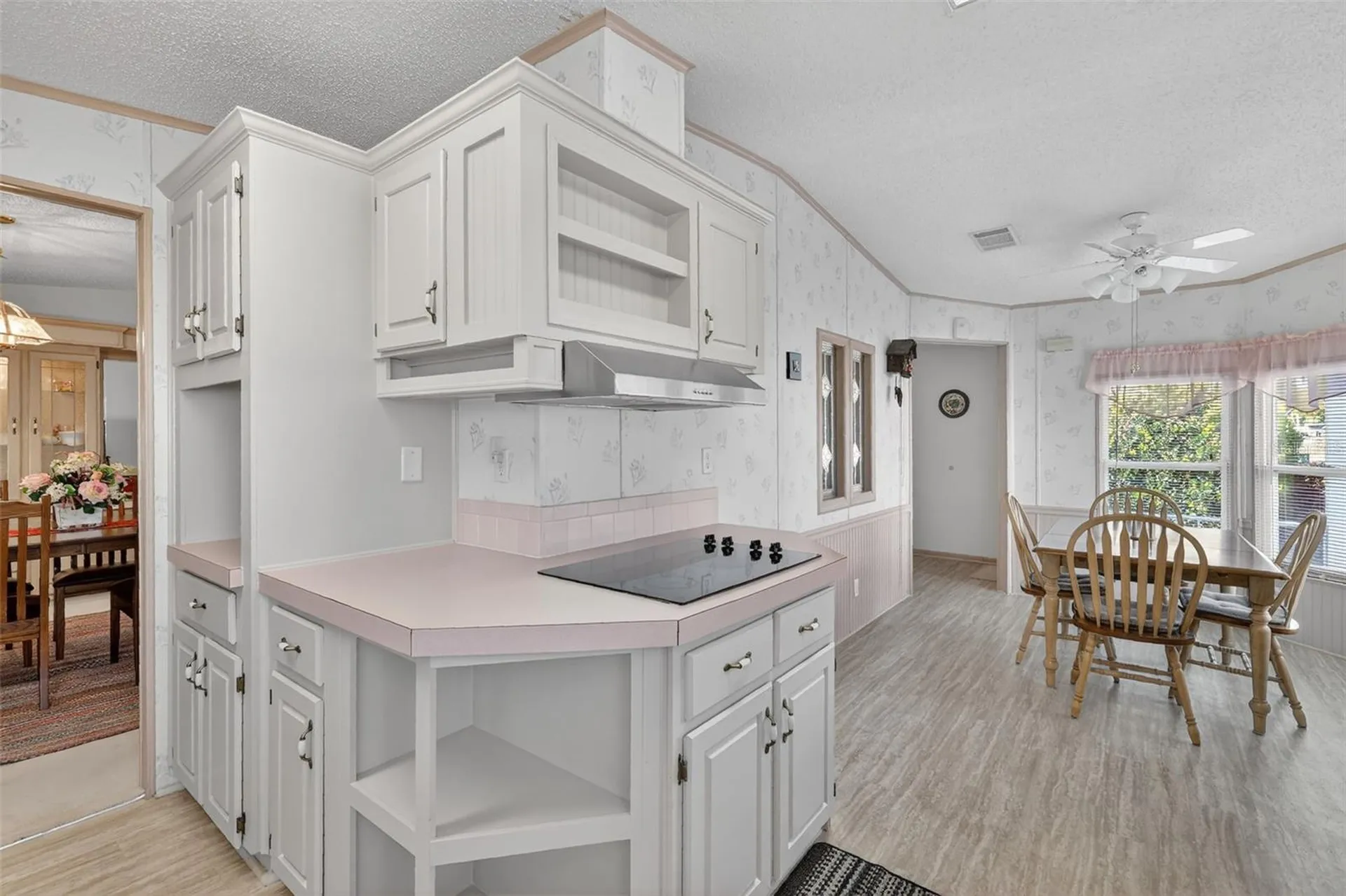 3117 Manatee Road Tavares FL 32778