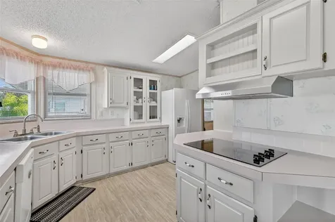 3117 Manatee Road Tavares FL 32778