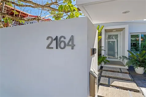 2164 Teniente Lavergne Street San Juan PR 00913