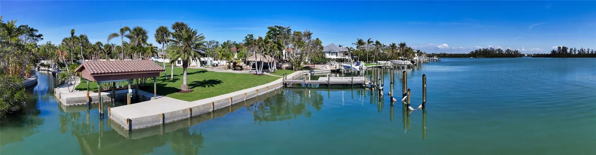 684 Freeling Drive Sarasota FL 34242