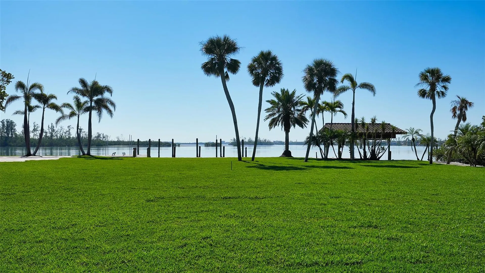684 Freeling Drive Sarasota FL 34242