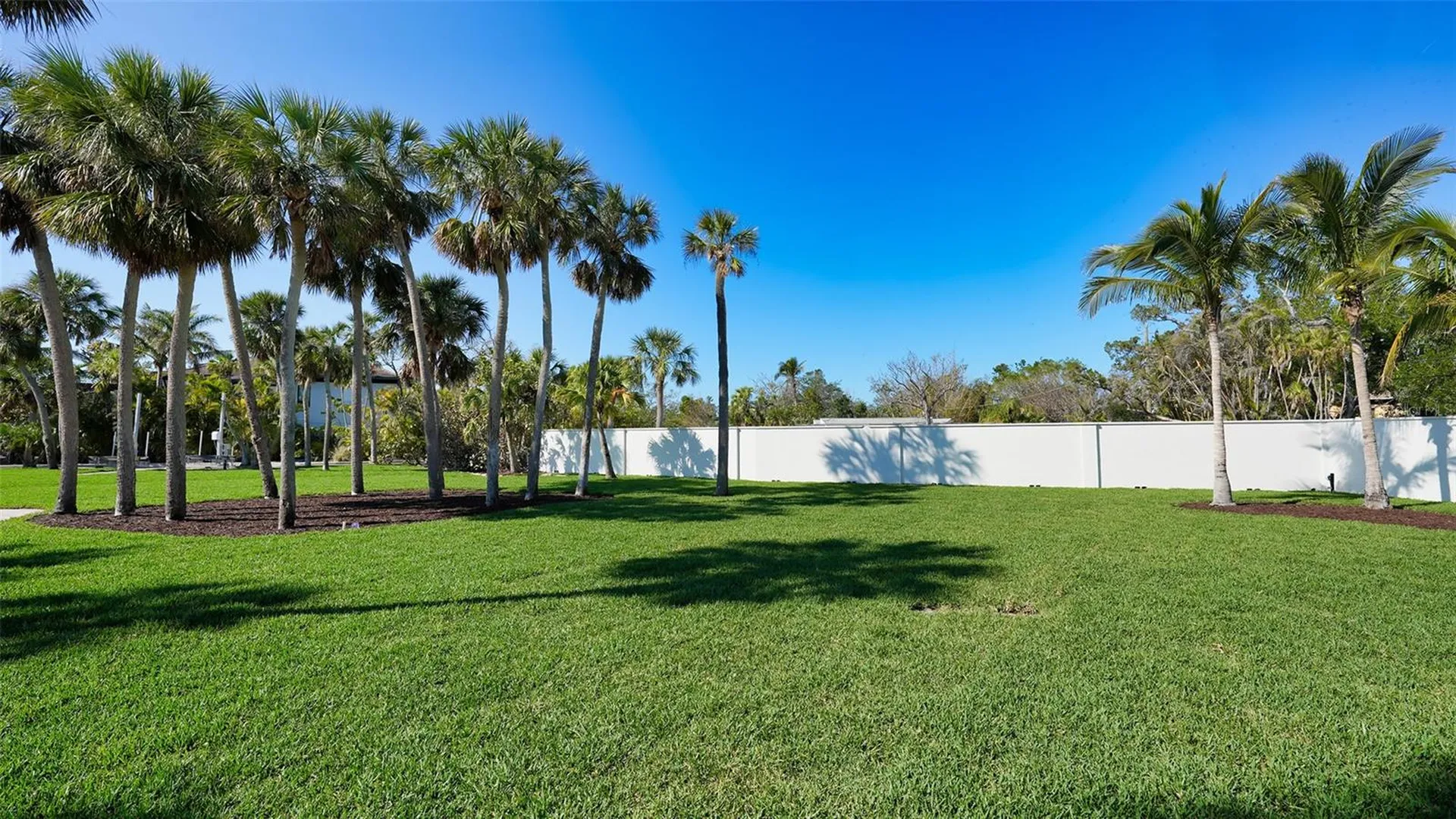 684 Freeling Drive Sarasota FL 34242