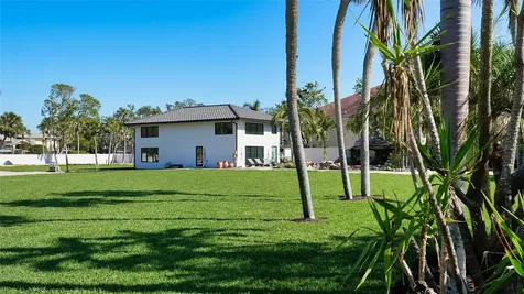 684 Freeling Drive Sarasota FL 34242