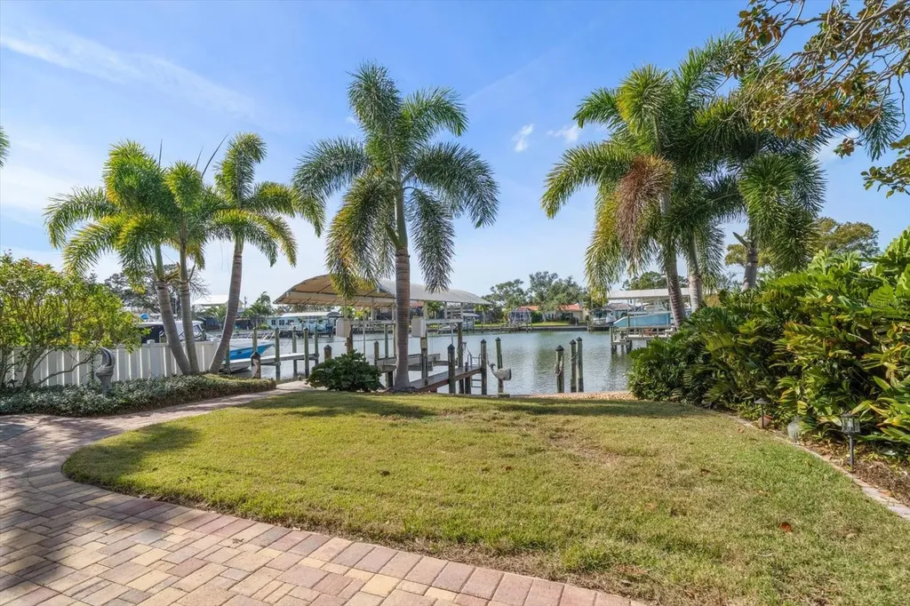1698 Mckay Creek Drive Largo FL 33770