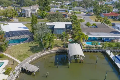 1698 Mckay Creek Drive Largo FL 33770