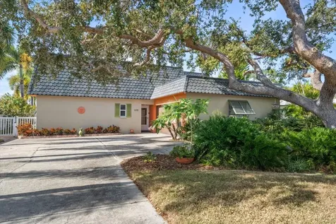 1698 Mckay Creek Drive Largo FL 33770