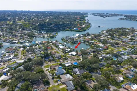 1698 Mckay Creek Drive Largo FL 33770