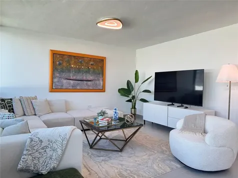 Residences At Rio Iguazu Street Bayamon PR 00959