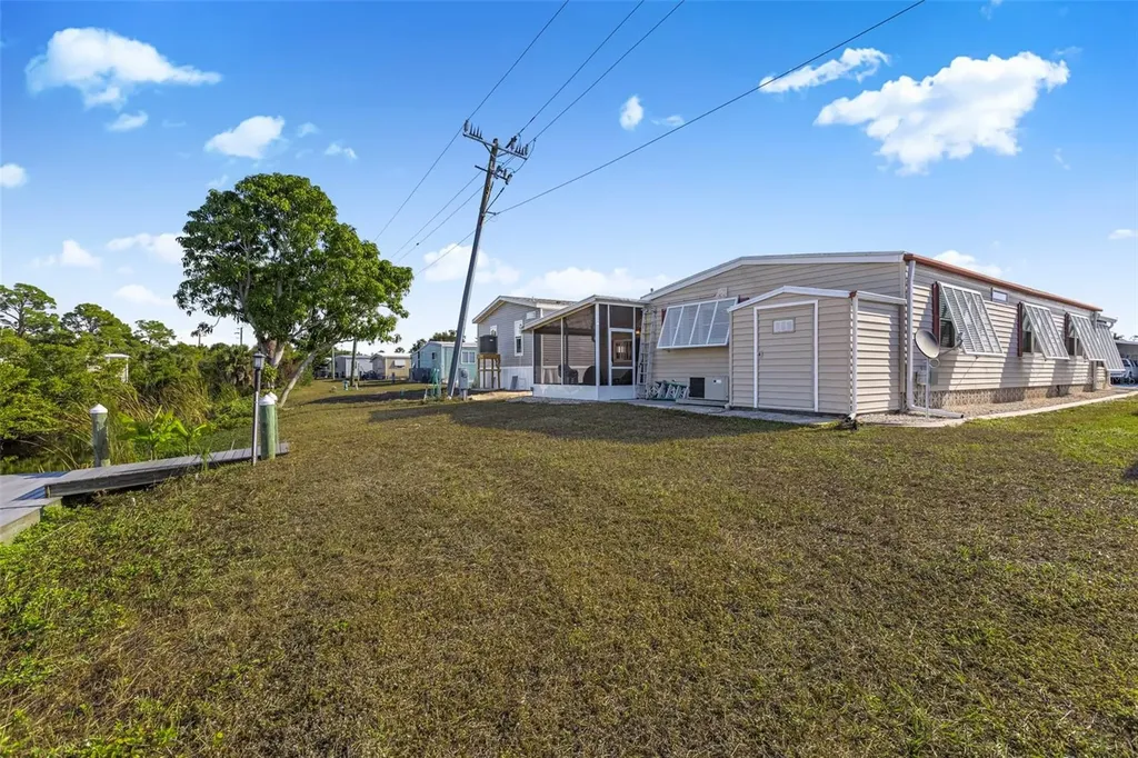 320 La Costa North Port FL 34287