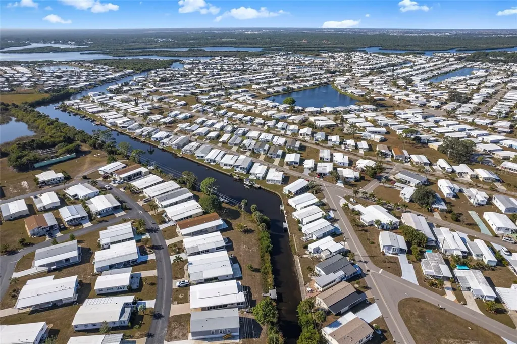 320 La Costa North Port FL 34287