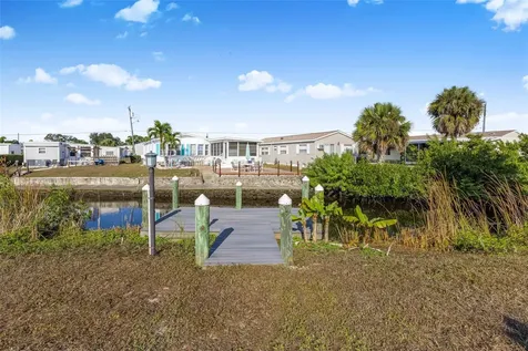 320 La Costa North Port FL 34287