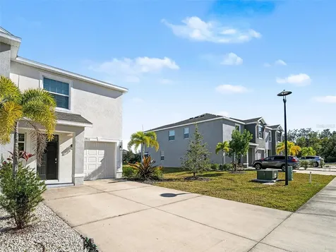 1951 Pleasant Maple Court Bradenton FL 34211