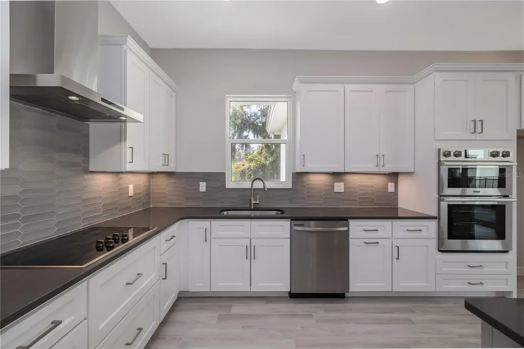110 New Leatherwood Drive Palm Coast FL 32137