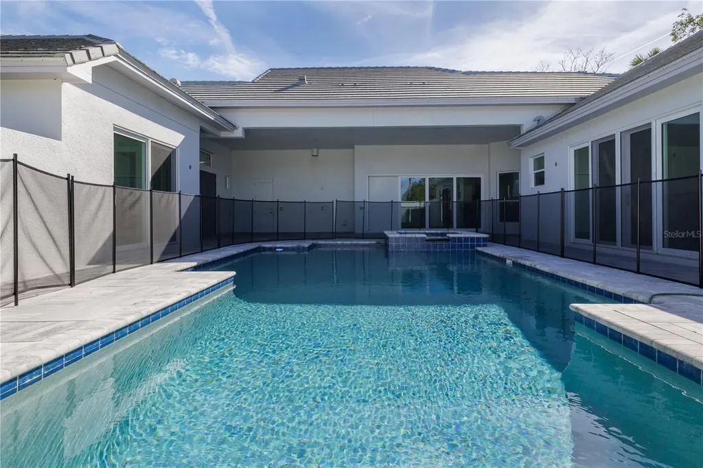 110 New Leatherwood Drive Palm Coast FL 32137
