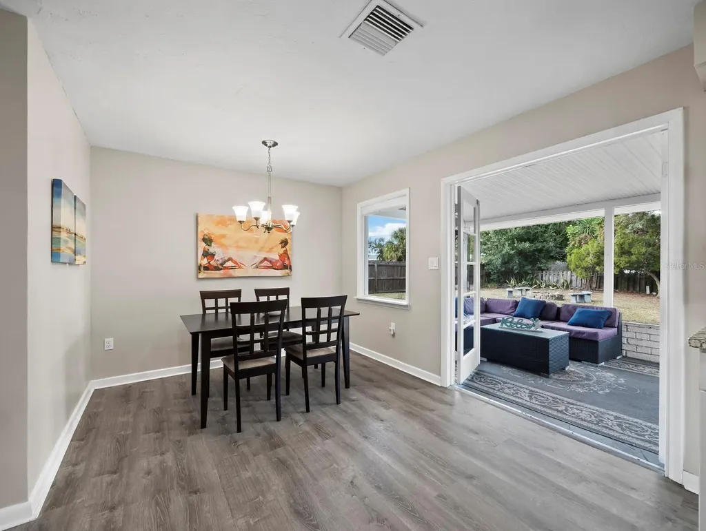 2417 Parson Lane Sarasota FL 34239