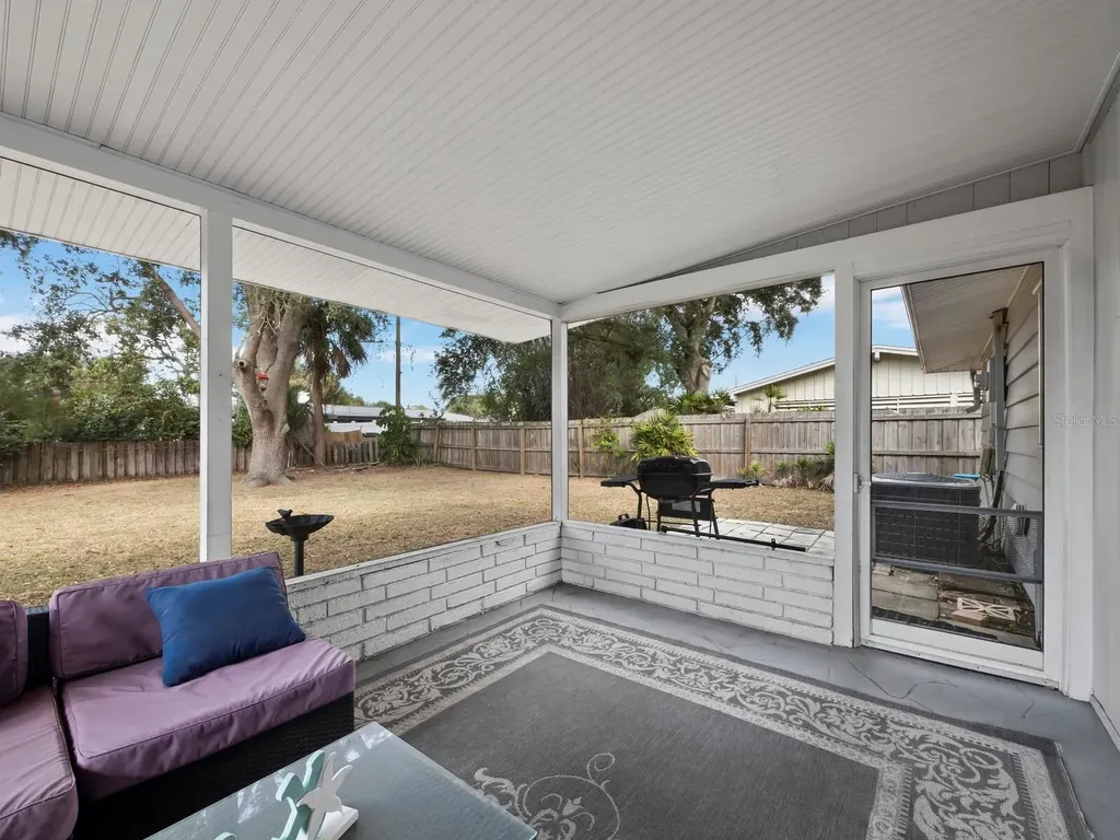 2417 Parson Lane Sarasota FL 34239