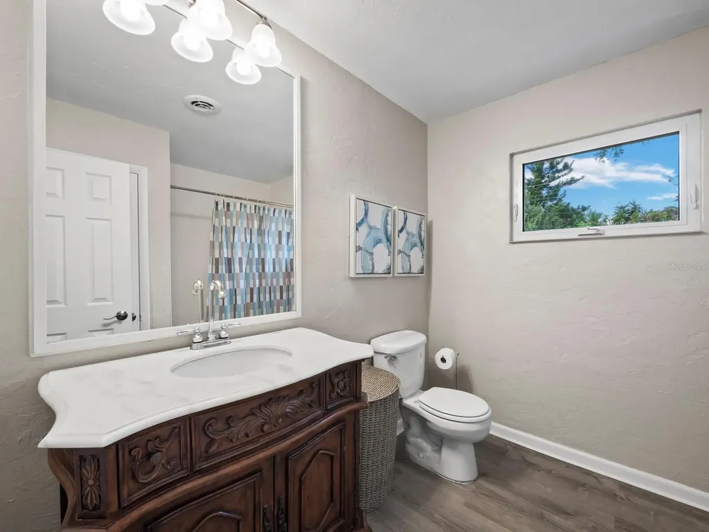 2417 Parson Lane Sarasota FL 34239