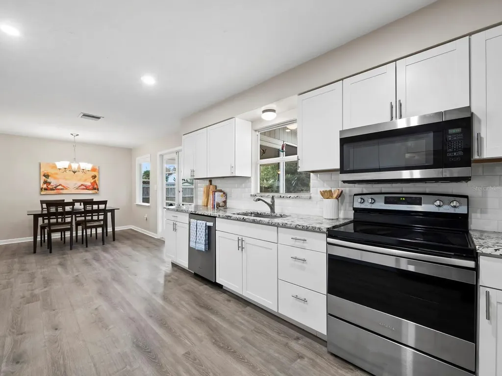 2417 Parson Lane Sarasota FL 34239