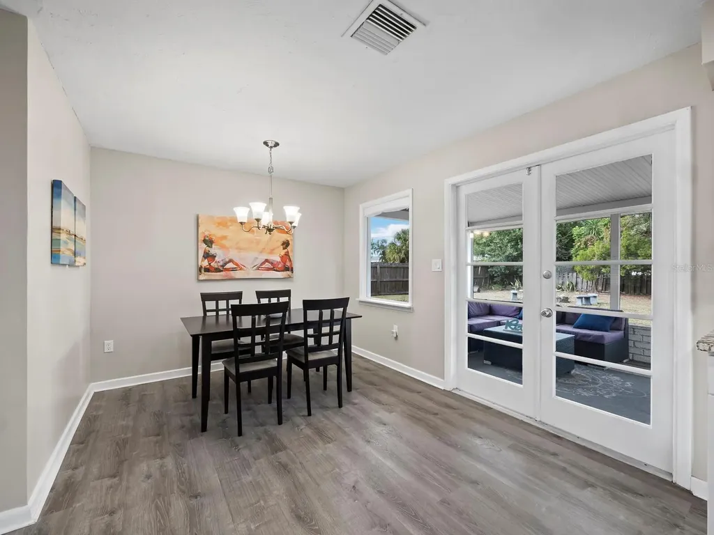 2417 Parson Lane Sarasota FL 34239